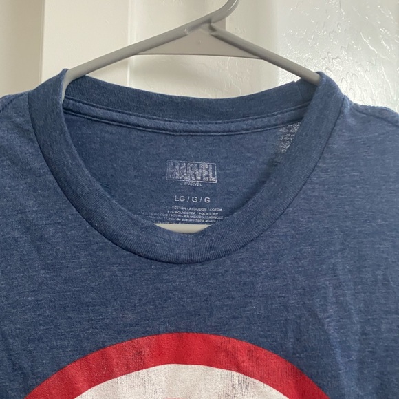 Marvel captain America graphic tee - Picture 3 of 3